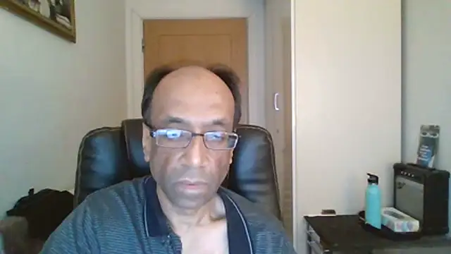 Snapshot of rauncher1 chatting on 02.21.26 rauncher1 online show from 02.21.26