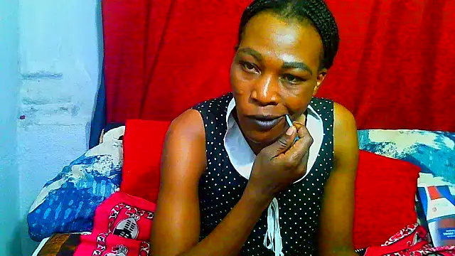 Snapshot of freaky_naughty chatting on 05.29.26 freaky naughty online show from 05.29.26