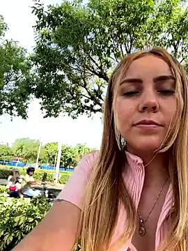 Brittanyrosexx online show from 09.12.25