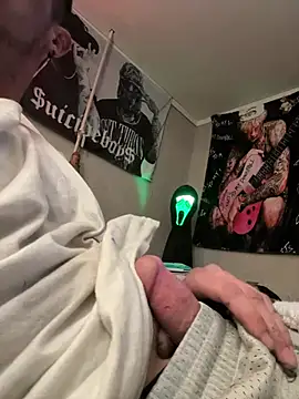 Snapshot of cumgitsumdic chatting on 02.25.26 cumgitsumdic online show from 02.25.26