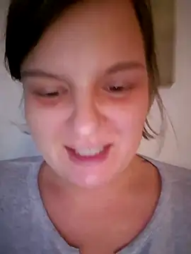 Snapshot of Cutegirlforyou chatting on 11.19.25 Cutegirlforyou online show from 11.19.25