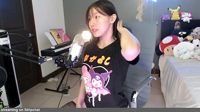 Snapshot of minarocket_ chatting on 02.03.26 minarocket online show from 02.03.26