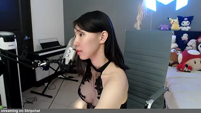 Snapshot of minarocket_ chatting on 05.02.26 minarocket online show from 05.02.26
