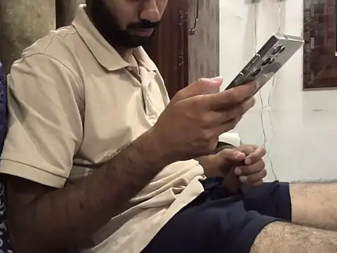 Snapshot of brownie_cake_cb chatting on 10.18.25 brownie cake cb online show from 10.18.25