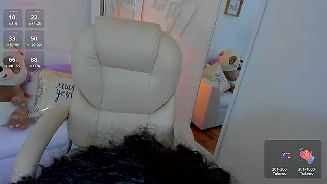 zobe love online show from 03.17.25