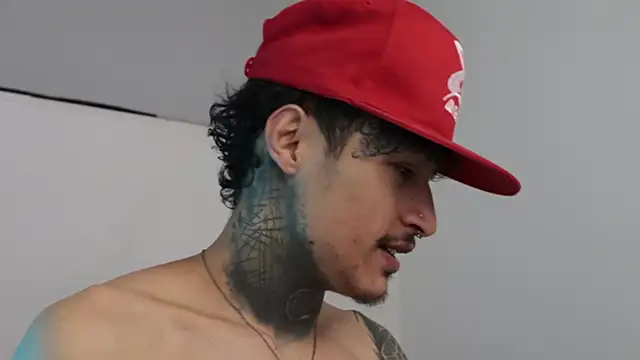 trieone online show from 02.15.25