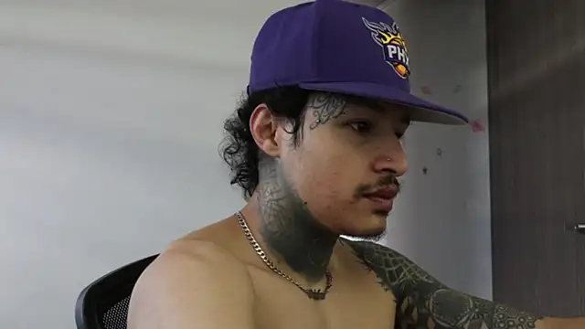 trieone online show from 09.24.25