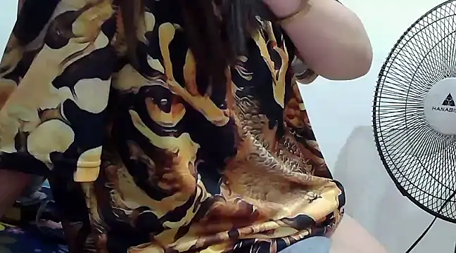 Snapshot of DelightDorothy34 chatting on 02.11.25 DelightDorothy34 online show from 02.11.25