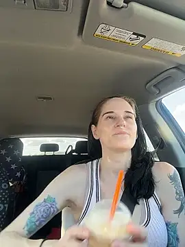 lolabunny9 online show from 01.10.26