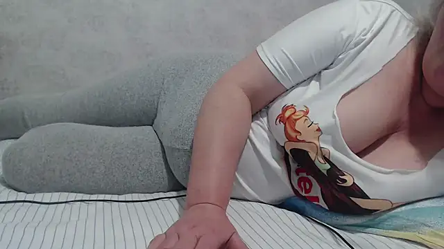 Miss Night21 online show from 02.25.25