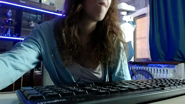 Snapshot of pa1e_pr1ncess chatting on 05.01.26 pa1e pr1ncess online show from 05.01.26