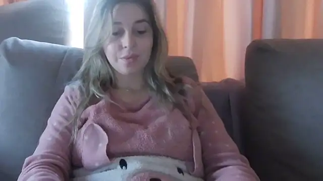 Aliss Hottie online show from 01.05.25