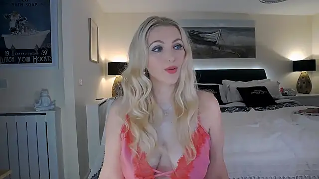 AlbanyWhite online show from 02.12.26