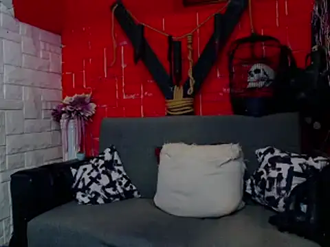 Snapshot of MistressRachelle chatting on 02.15.25 MistressRachelle online show from 02.15.25