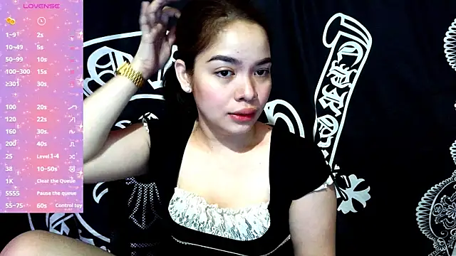 Snapshot of _preciousmoira_ chatting on 05.13.26 preciousmoira online show from 05.13.26