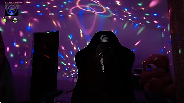 SonyaDevon online show from 02.20.26