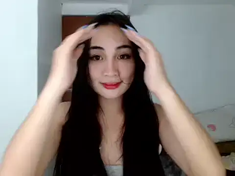 SweetLilly 18 online show from 12.06.24