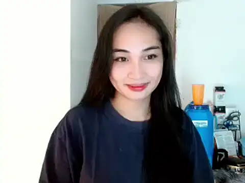 SweetLilly 18 online show from 01.01.25