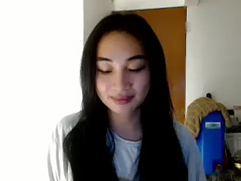 SweetLilly 18 online show from 01.07.25