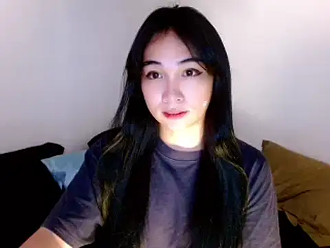 SweetLilly 18 online show from 03.05.25