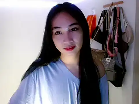 SweetLilly 18 online show from 03.10.25