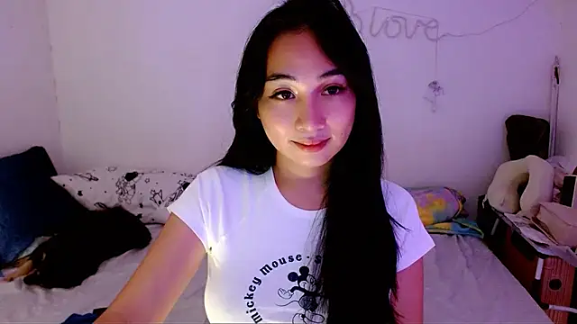 SweetLilly 18 online show from 09.12.25