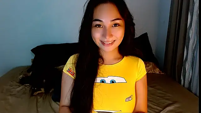 SweetLilly 18 online show from 04.05.26