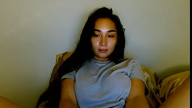 SweetLilly 18 online show from 04.12.26