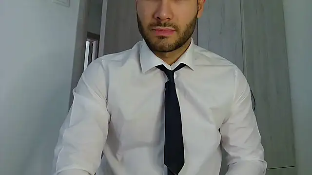 Snapshot of Justynn1 chatting on 06.01.26 Justynn1 online show from 06.01.26