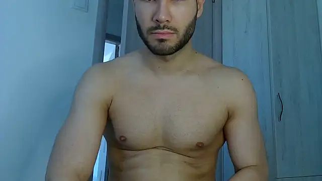 Snapshot of Justynn1 chatting on 06.14.26 Justynn1 online show from 06.14.26