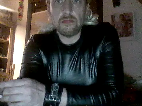 Snapshot of Genius1606 chatting on 09.09.25 Genius1606 online show from 09.09.25