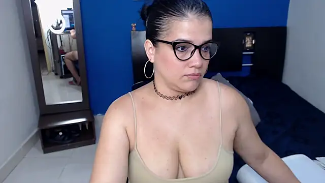 Snapshot of GlendaStarx chatting on 05.01.26 GlendaStarx online show from 05.01.26
