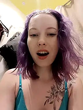 Snapshot of Frost_foxy chatting on 02.16.25 Frost foxy online show from 02.16.25
