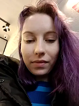 Snapshot of Frost_foxy chatting on 02.24.25 Frost foxy online show from 02.24.25