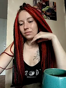 Snapshot of Frost_foxy chatting on 09.14.25 Frost foxy online show from 09.14.25