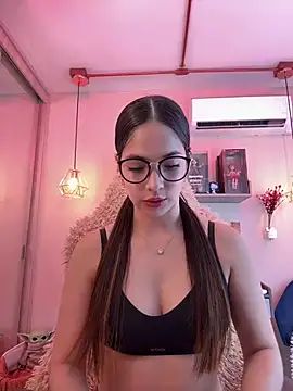 Zoe Bae online show from 02.12.25