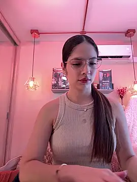 Zoe Bae online show from 03.18.25