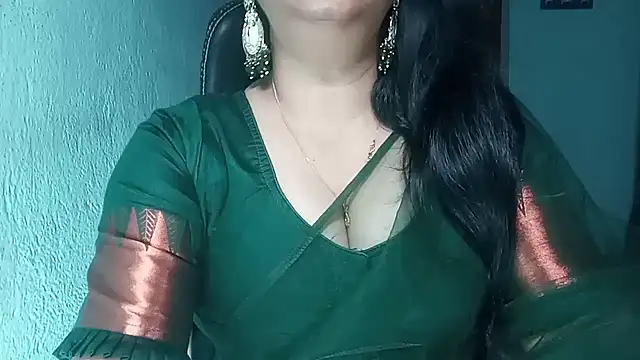 Snapshot of YourModhu chatting on 04.18.26 YourModhu online show from 04.18.26