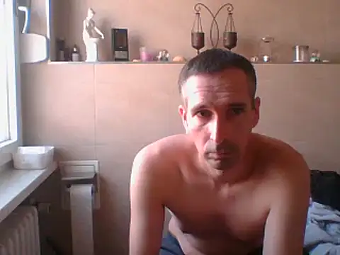 Snapshot of Geiler-boy313 chatting on 03.22.25 Geiler-boy313 online show from 03.22.25