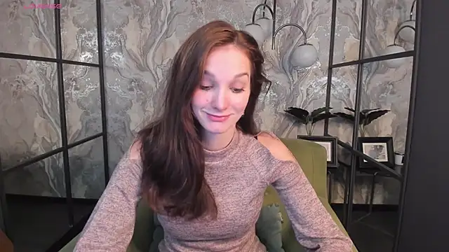 MirandaGlow online show from 02.06.25