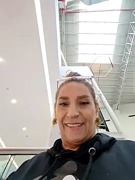 Lossexycacha online show from 10.21.25