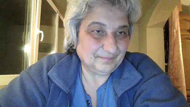 Snapshot of ExquisiteMature chatting on 04.04.26 ExquisiteMature online show from 04.04.26