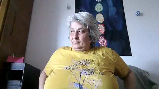 Snapshot of ExquisiteMature chatting on 04.24.26 ExquisiteMature online show from 04.24.26