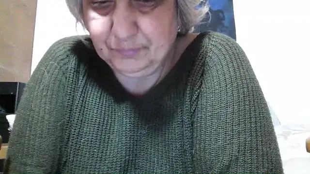 Snapshot of ExquisiteMature chatting on 04.26.26 ExquisiteMature online show from 04.26.26