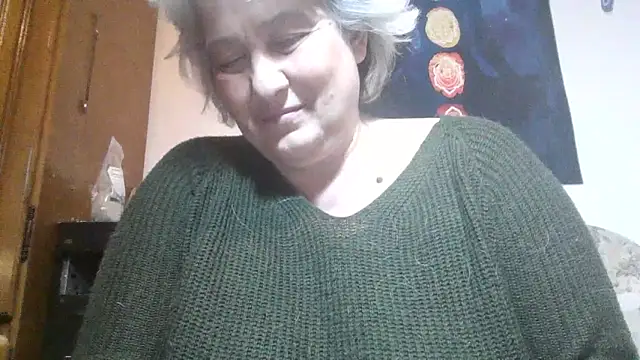 Snapshot of ExquisiteMature chatting on 05.14.26 ExquisiteMature online show from 05.14.26