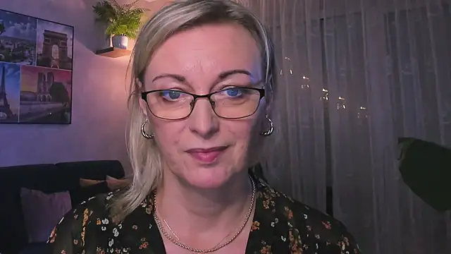 vanessa chat online show from 12.12.24