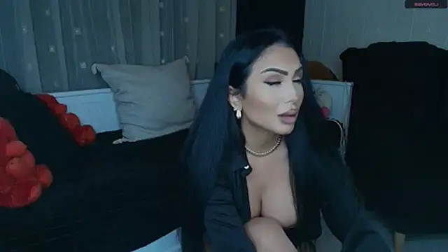 Snapshot of mistress_meryem chatting on 07.07.26 mistress meryem online show from 07.07.26
