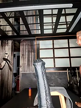 DarkDea online show from 12.18.25