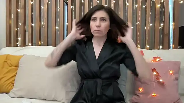 HotyWinter online show from 10.31.25