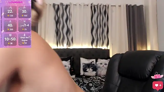 Evalyn Shemale online show from 03.23.26